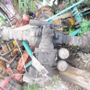 Axa + reductor de finisor de asfalt Liba DF.110C